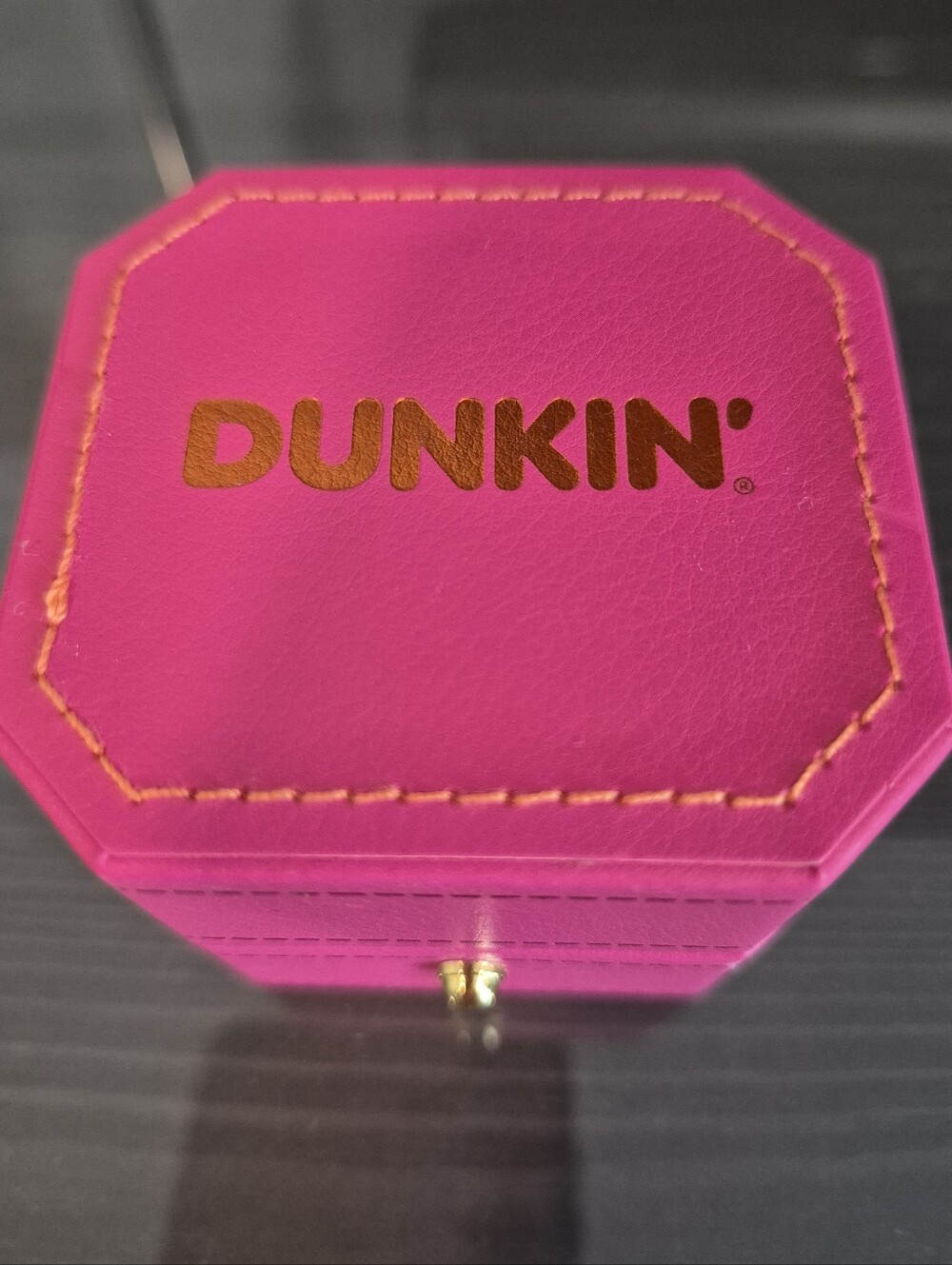 Dunkin' "Ring" Box